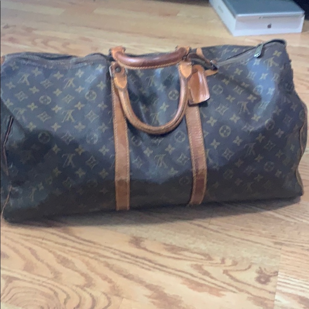 Authentic vintage keepall. VERY FLAWED